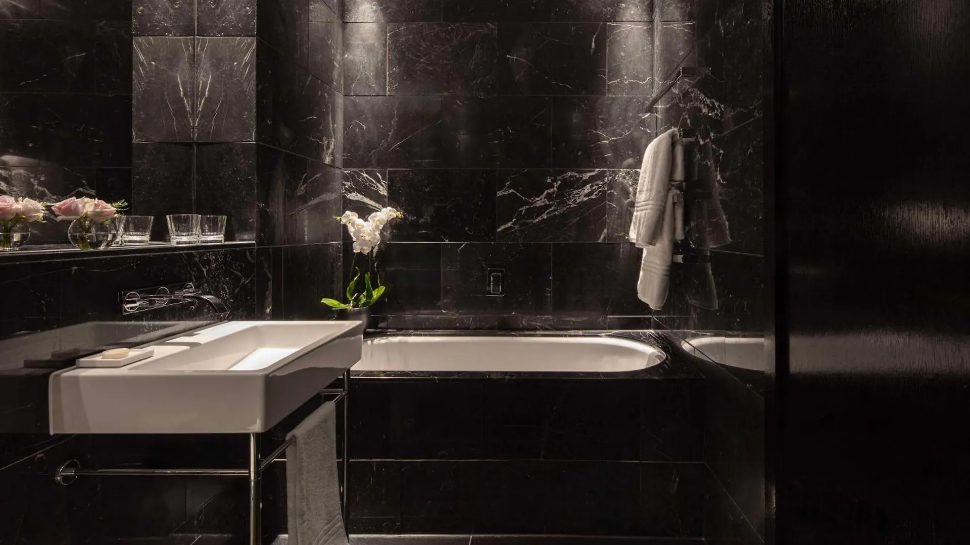 Anantara The Marker Dublin- A Leading Hotel Of The World  دبلن