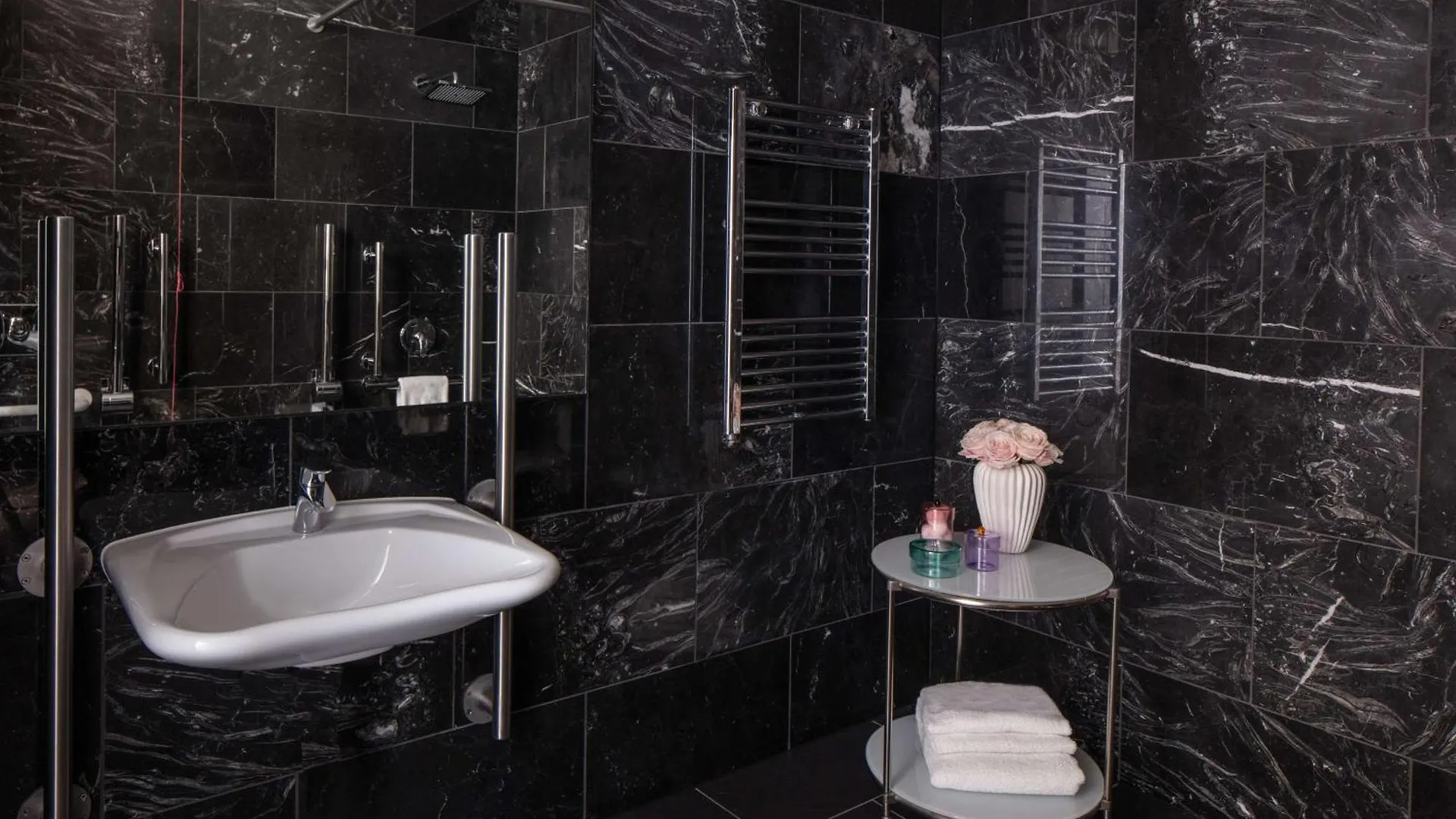 Anantara The Marker Dublin- A Leading Hotel Of The World دبلن